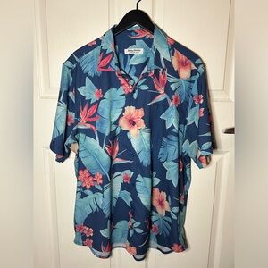Tommy Bahama Button Down